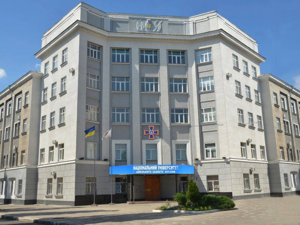 Курсанты погибли при взрыве в Харьковской области, руководство академии ГСЧС отстранено