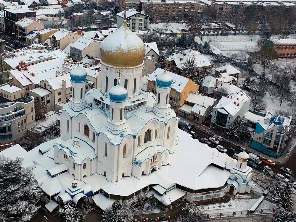 В Закарпатской области запретили деятельность религиозных организаций, связанных с Россией
