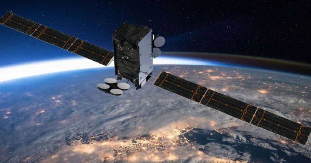 В космос запускают группу специальных спутников: будут следить за Россией и Китаем