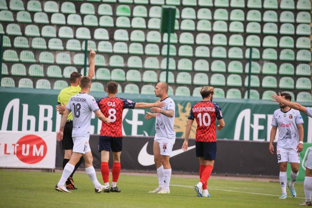 Металлург обыграл Верес в первом матче плей-офф за право играть в УПЛ