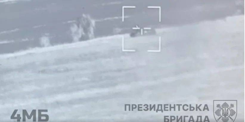 Украинские военные уничтожили под Бахмутом вражескую технику с помощью Стугны — видео
