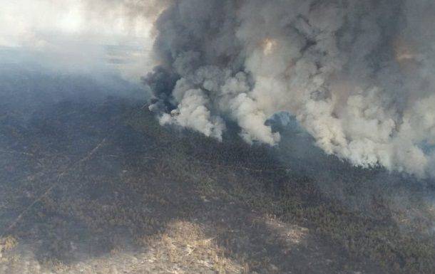 В Казахстане продолжается масштабный лесной пожар