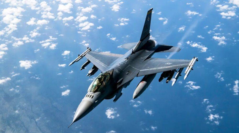 СМИ узнали, когда может стартовать обучение украинских пилотов на F-16 в Дании