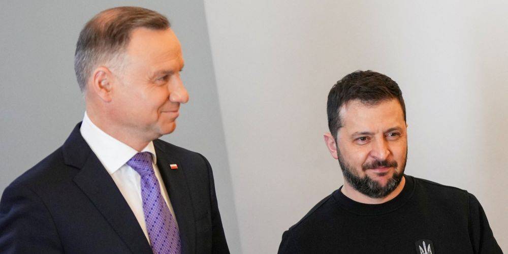 Зеленский обсудил с Дудой ситуацию на фронте, поставки оружия и вступление Украины в НАТО