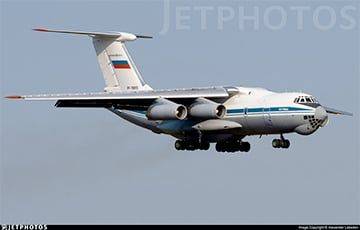 В «Мачулищи» прилетел российский военный самолет Ил-76