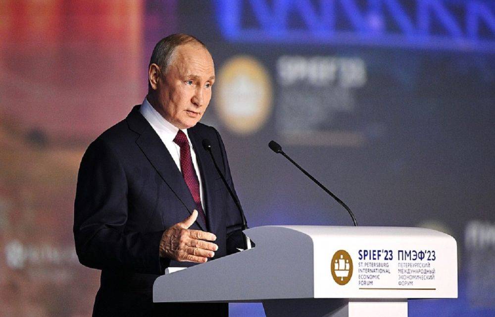 Владимир Путин предложил платить пособия на детей до 1,5 года независимо от доходов родителей
