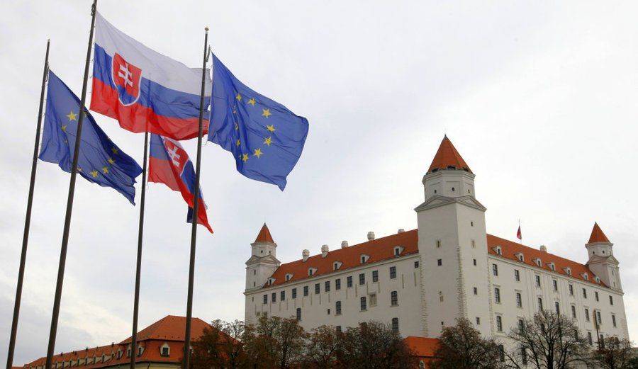 Фаворит предвыборной гонки в Словакии — пророссийская оппозиция. Как так вышло и чего ждать Европе и Украине?