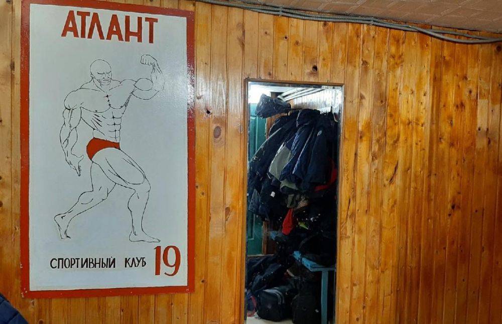 В Ржеве в спортклубе «19» взрослые избили подростков