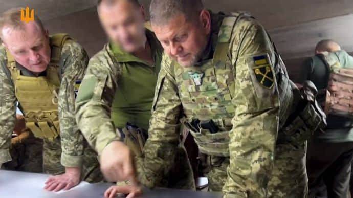 Операция идет согласно плану: Залужный опубликовал видео работы в одном из штабов