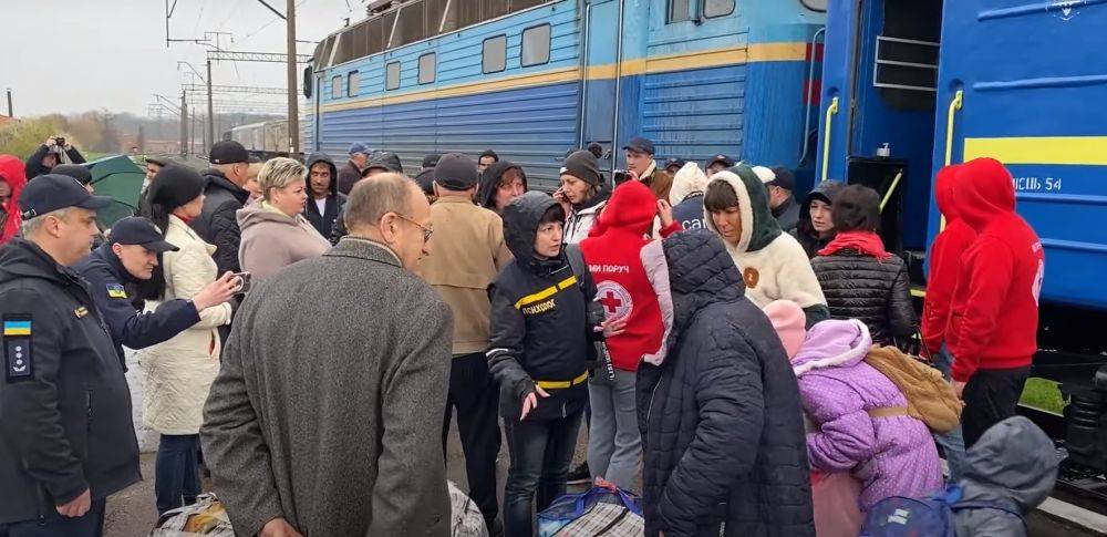 Украинцам обещают выплатить 6000 гривен помощи