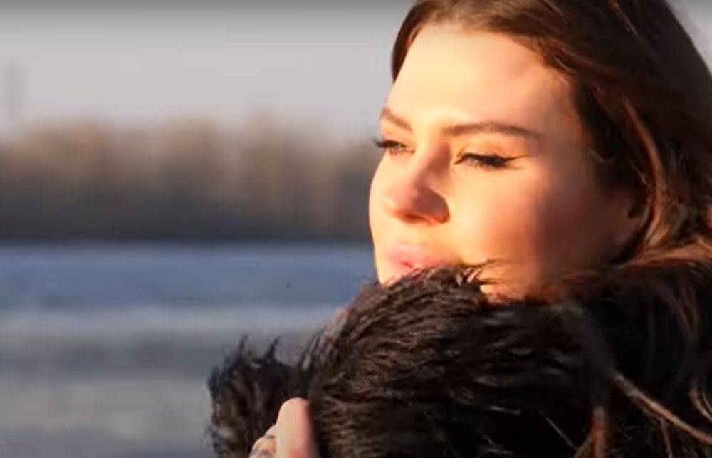 "Сердце разрывается": Зарицкая из KAZKA посвятила колыбельную детям, пострадавшим от войны