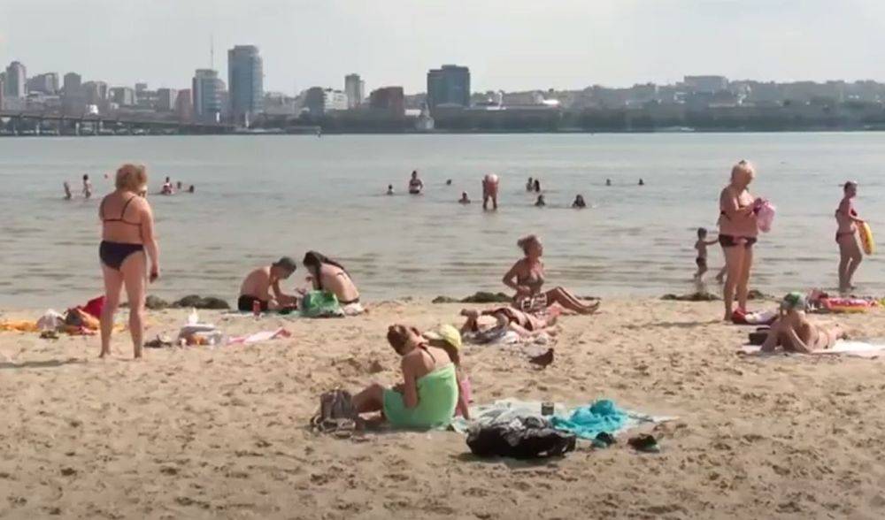 В столице пляжи оказались опасными для здоровья: нормам отвечают только 5 - список