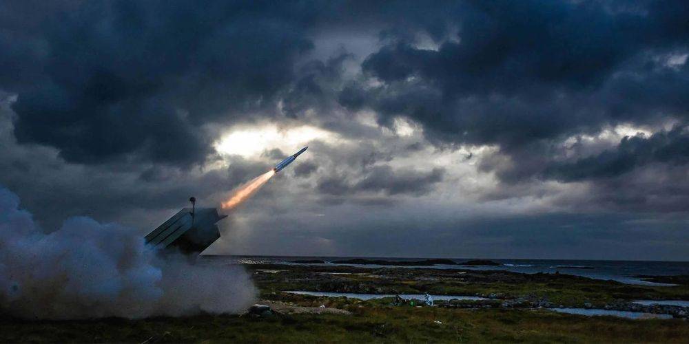 США заказали ракеты AMRAAM на более чем $1 миллиард. Их получит и Украина