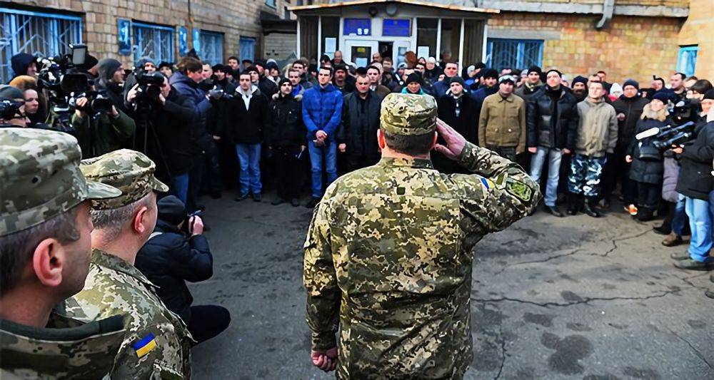 Ужесточение мобилизации: в части Украины мужчин не будут лечить без одобрения военкомата
