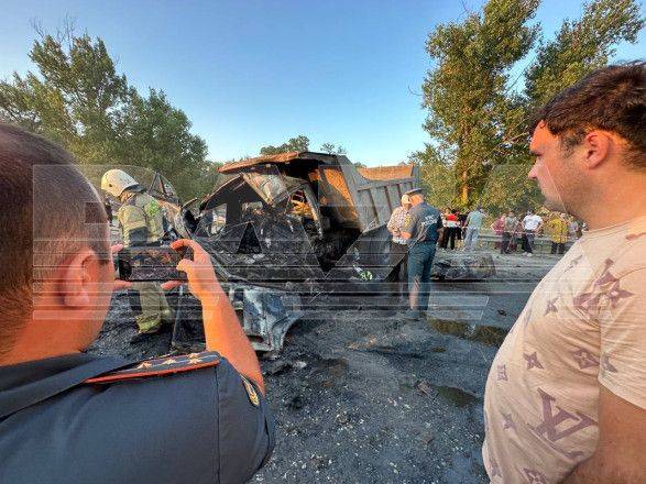 Масштабное ДТП в Дагестане: в аварии с автобусом и грузовиком погибли 9 человек
