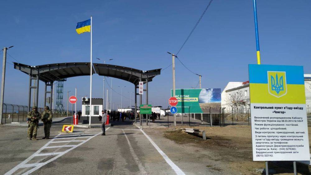 ВСУ обстреляли Чонгарский мост по дороге в аннексированный Крым