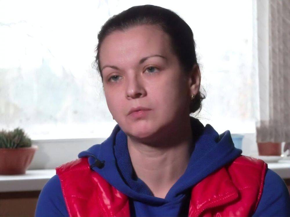 Пытки, голый на кладбище, расстрел соседей, изверги. Интервью Бацман с жительницей Киевской области Веселко, которая пережила оккупацию и плен у россиян за "снайперство". Видео