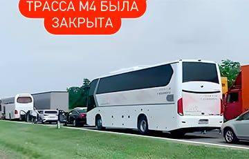 Три туристических автобуса из Витебска стали заложниками мятежа Пригожина