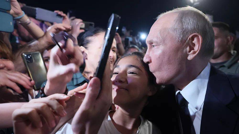 Путин вышел к людям. Пригожин намеревался захватить Шойгу и Герасимова – WSJ