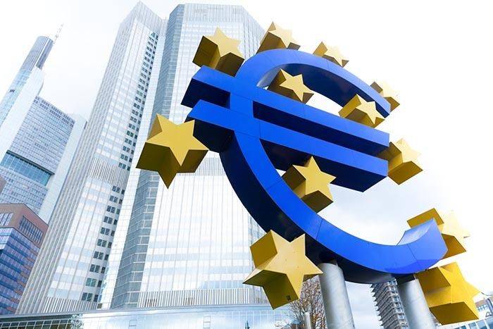 Франкфуртской скульптуре евро нужен спонсор