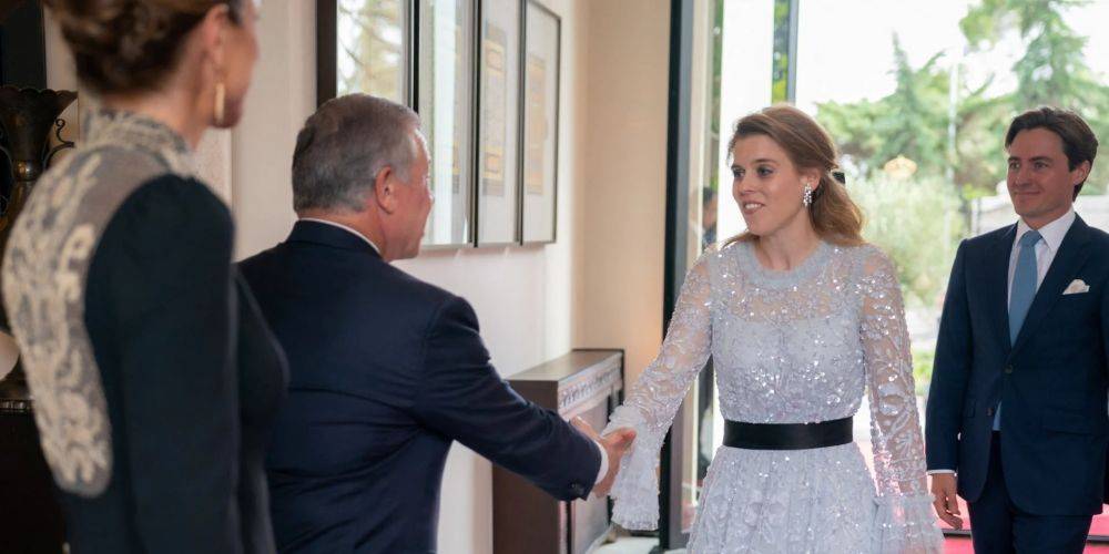 На свадьбе наследного принца Иордании. Принцесса Беатрис появились в тиаре своей матери Сары Фергюсон