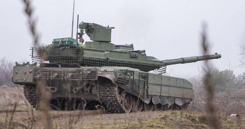 "Не спрячутся даже в лесу": ВСУ взорвали новейший танк оккупантов Т-90М "Прорыв" (видео)
