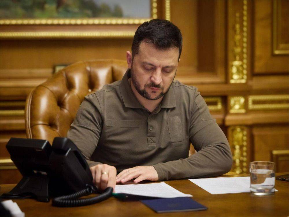 Зеленский подписал закон об увеличении выплат раненым военным и изменении перечня лиц, подлежащих мобилизации