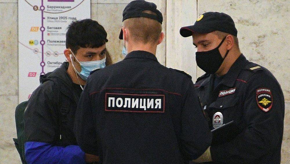 В Твери арестовали мигранта, который похитил с чужой карты 35 тысяч рублей