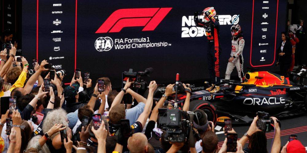 Макс Ферстаппен одержал юбилейную победу в чемпионате Формулы-1