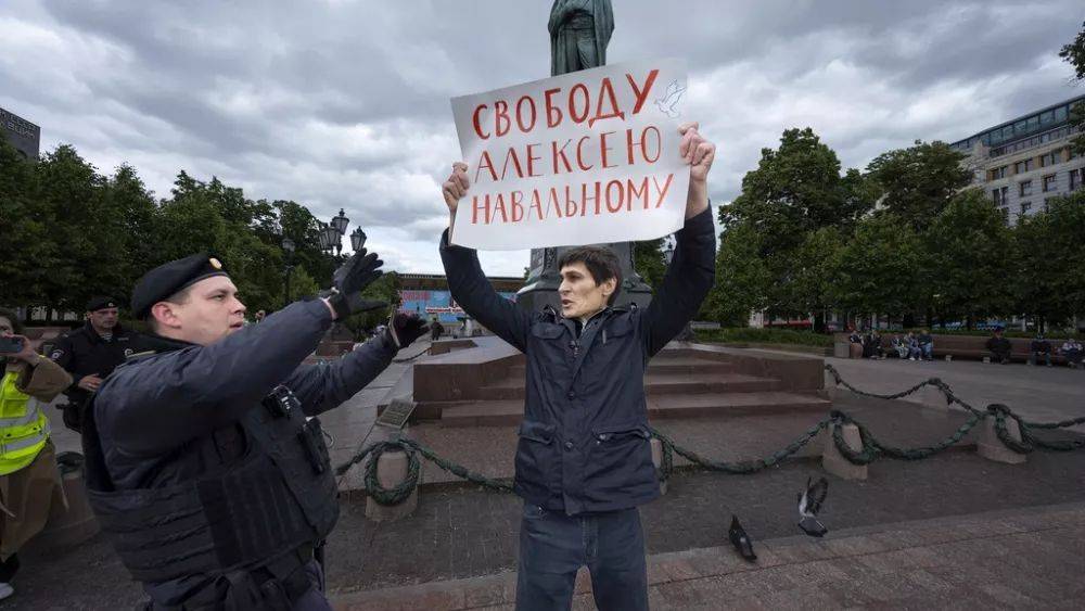 По всему миру прошли акции в поддержку Навального