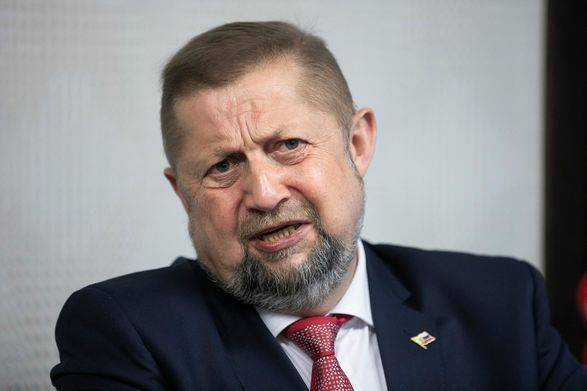 "Поступил бы, так же как путин": экс-министра Словакии обвинили в возвеличивании войны