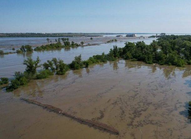 Россия подорвала Каховскую ГЭС, затоплены десятки населенных пунктов Украины