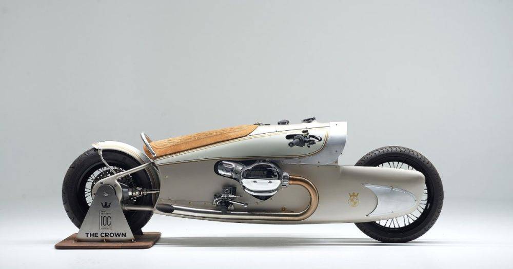 Ретро-футуризм: BMW показали свой самый необычный мотоцикл (фото)