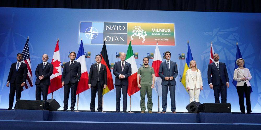 «Нужно остыть». Члены НАТО разозлились на Зеленского за критику решений Альянса на саммите в Вильнюсе — Bloomberg
