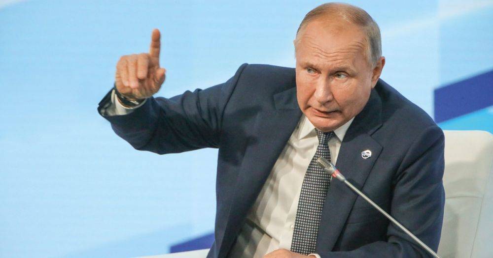 "Непростой вопрос": Путин сказал журналистам, что ЧВК "Вагнер" не существует