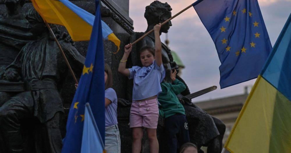 Почти половина беженцев из Украины хочет остаться в Германии: результаты опроса