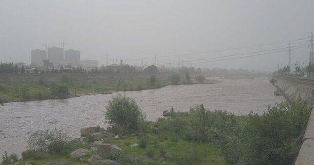 В Таджикистане прогнозируются пыльные бури и опасность схода ледниковых селей