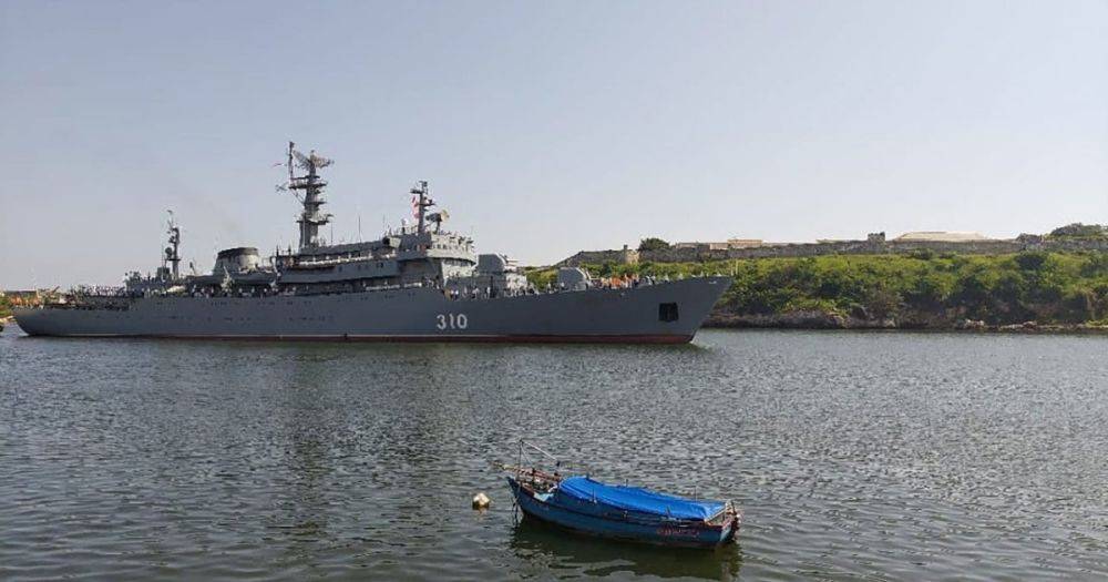 Возрождение связей спустя 30 лет: зачем военный корабль РФ пришвартовался в Кубе, — CNN