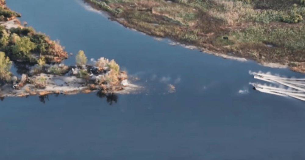 FPV-дроны довершили работу: ССО штурмовали позиции россиян на острове Днепра (видео)