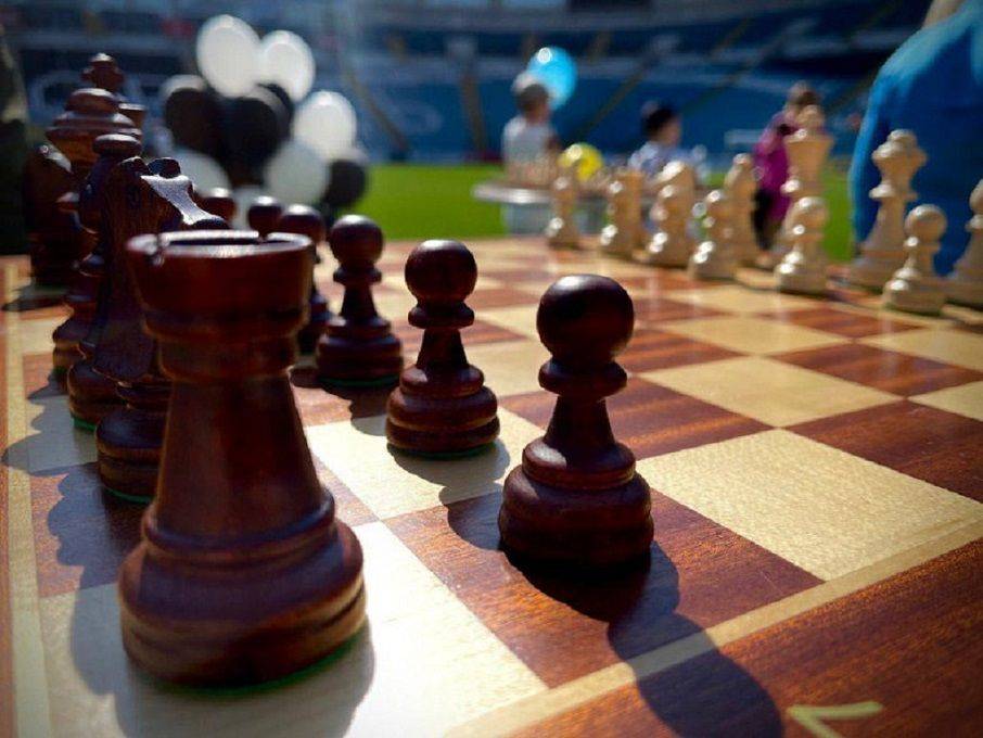 На одесском стадионе 100 детей сыграли в шахматы | Новости Одессы