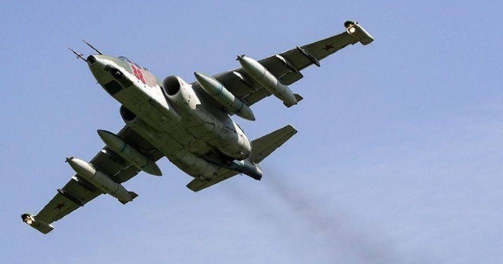 "Не смогли реанимировать": в результате крушения Су-25 в Ейске погиб пилот, — росСМИ (видео)