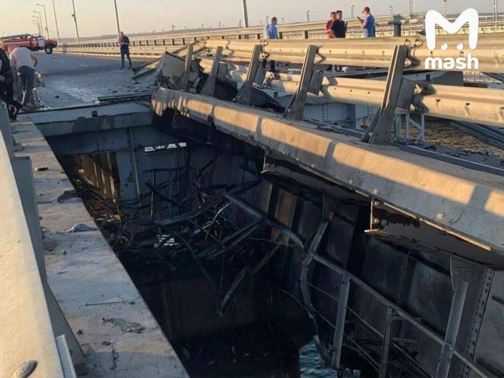 Вице-премьер РФ признал, что пролет Крымского моста не подлежит восстановлению