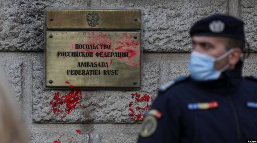 Румынию покинули 40 сотрудников посольства РФ