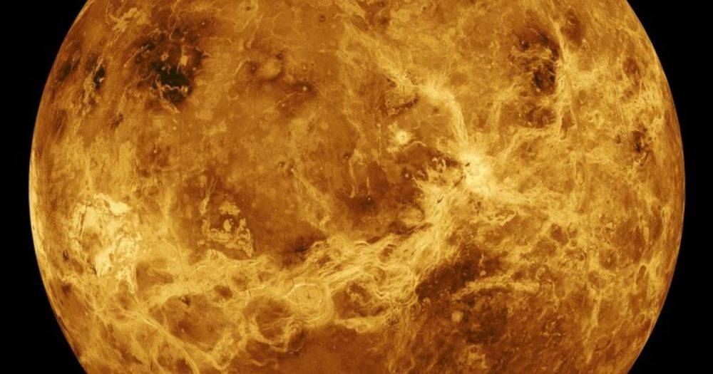 Очень разная планета: самые впечатляющие снимки Венеры из когда-либо сделанных (фото)