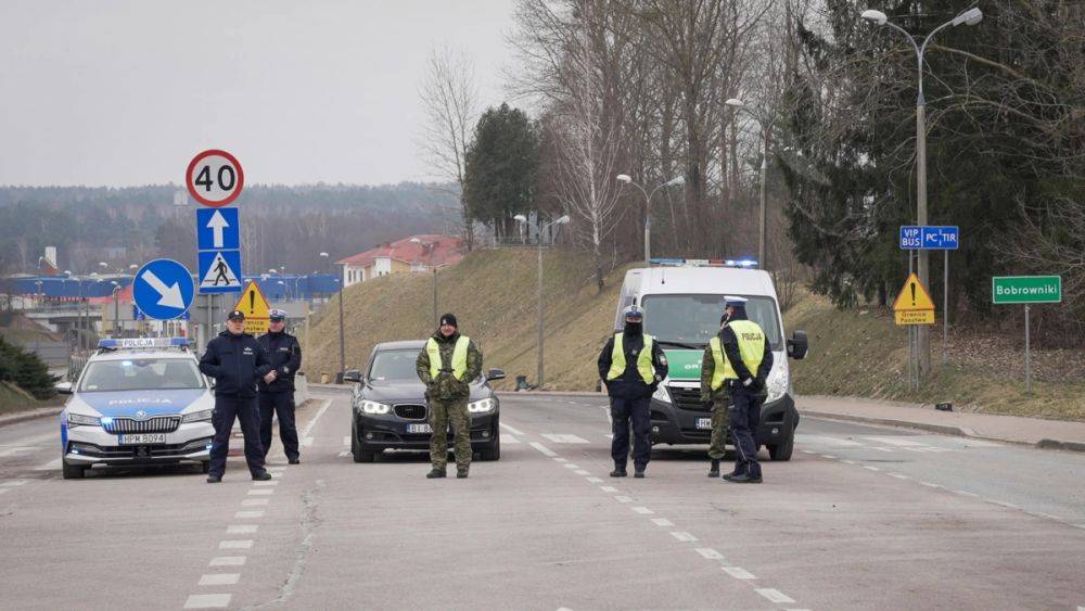 Варшава направит 500 полицейских на польско-белорусскую границу