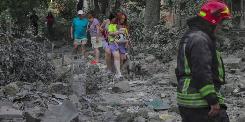 Детали об ударе по Одессе: травмированы четверо детей, уничтожены офисы, жилые дома и автомобили — МВД и Офис генпрокурора