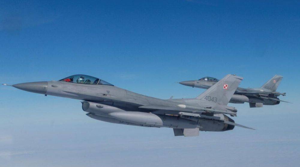 Украине понадобятся месяцы, чтобы ввести самолеты F-16 в эксплуатацию – Блинкен