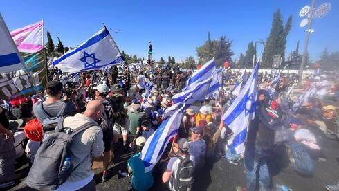Кнессет утверждает реформу на фоне массового протеста: главные события