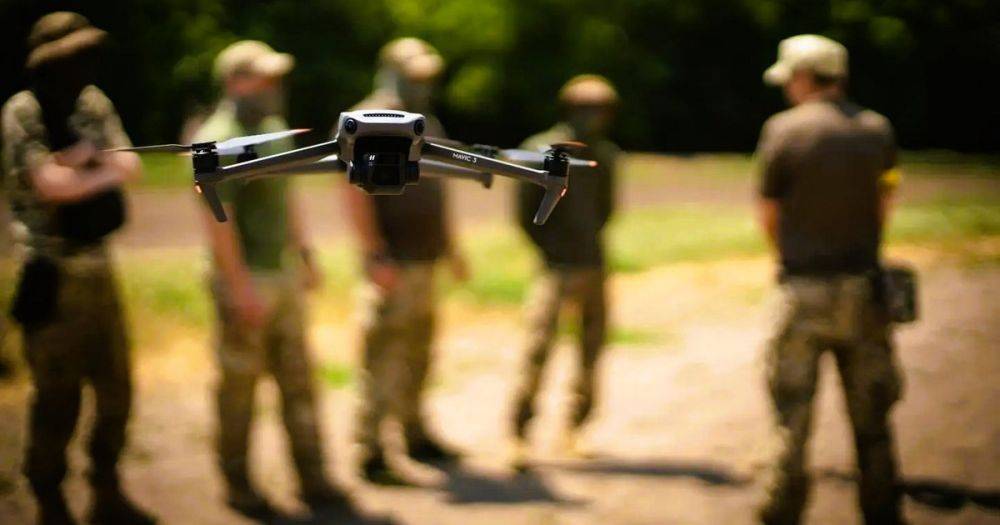 Между Китаем и США: в Минобороны объяснили, почему не могут покупать дроны Mavic для армии