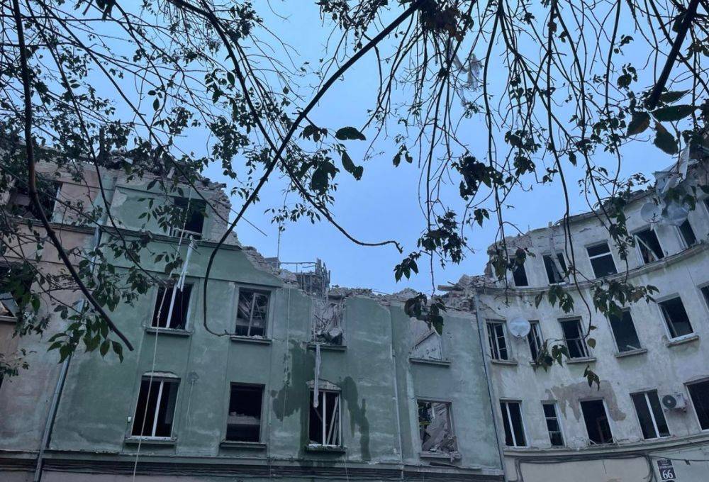 Удар "Калибрами" по Львову: ракета попала в жилой дом, есть погибшие